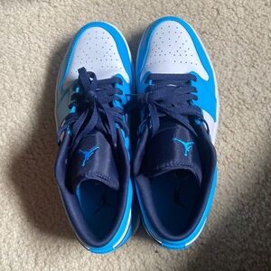 air jordan 1 low “UNC”